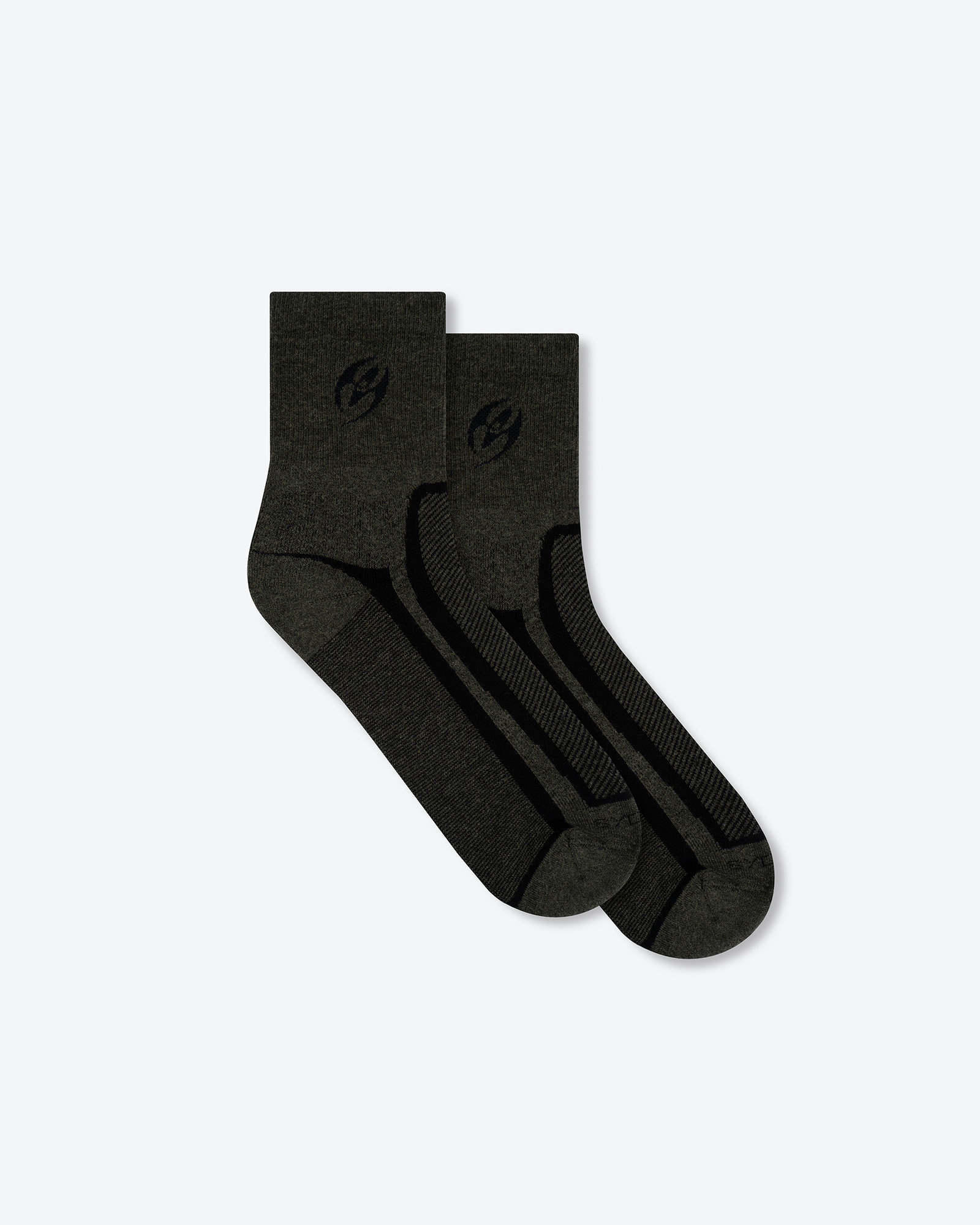 TECHNICAL SOCKS OLIVE.