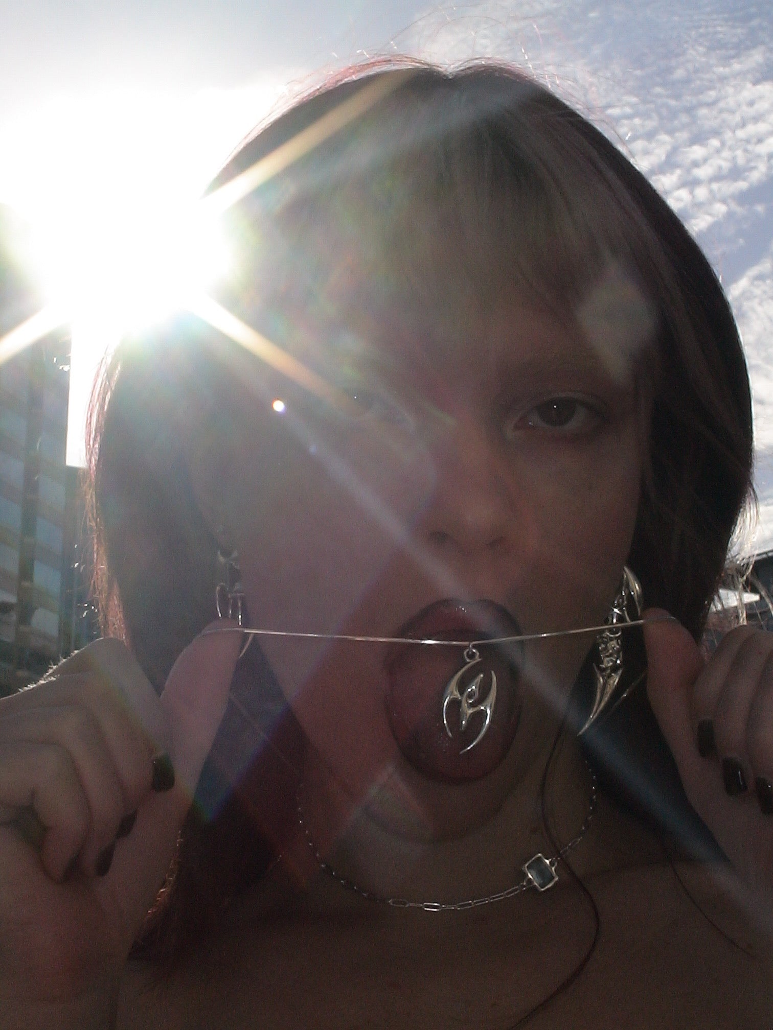 SYDORIA BIG PENDANT NECKLACE SILVER.