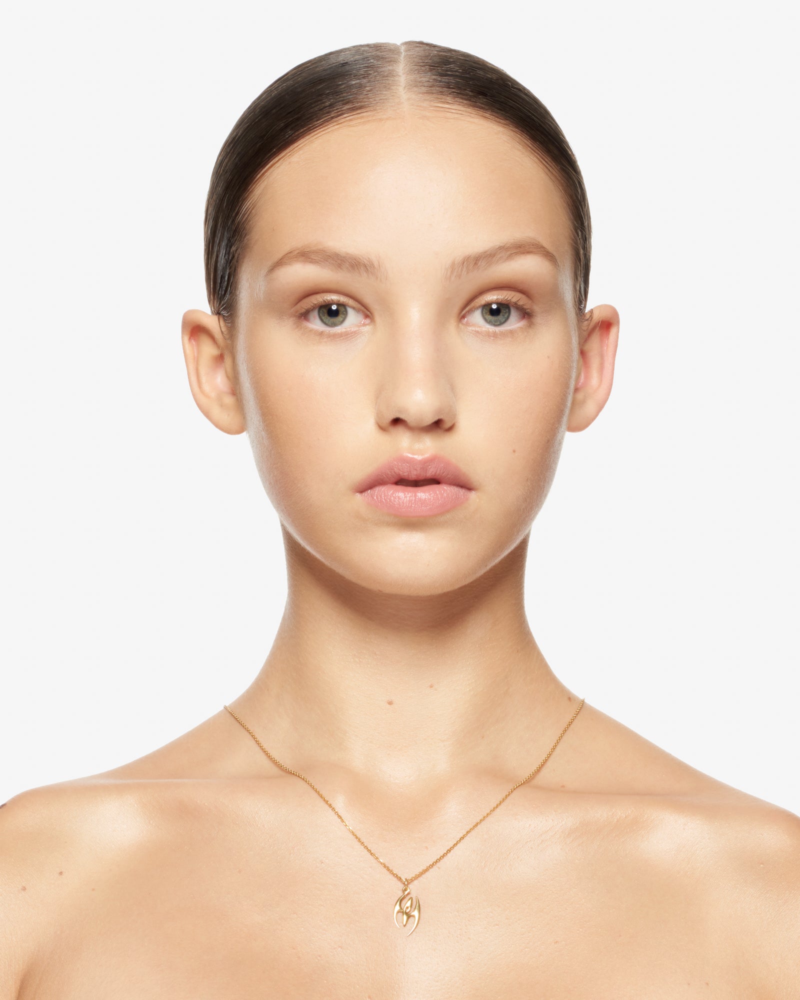 SYDORIA PENDANT NECKLACE GOLD.