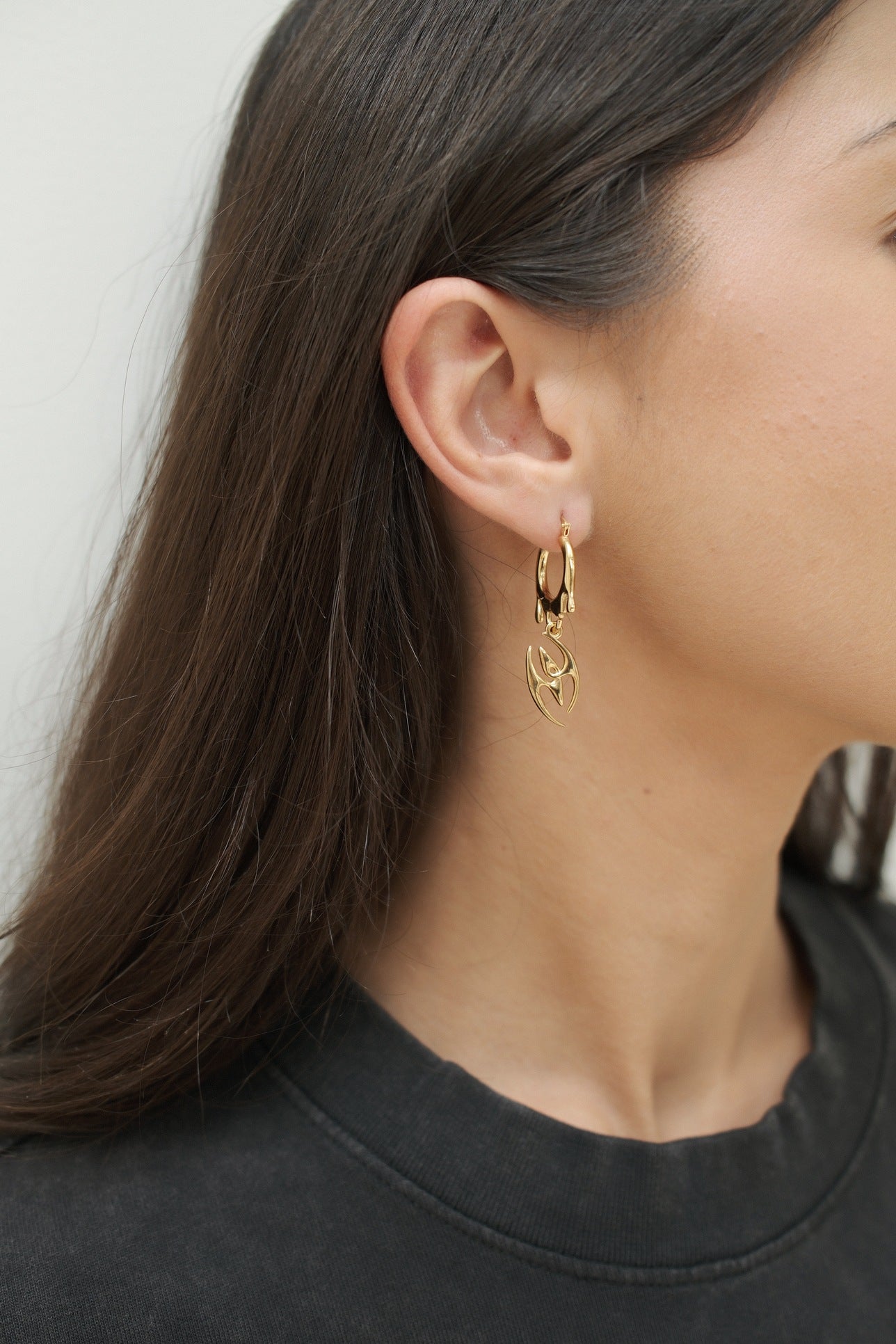 FLUID MOBILE EARRING GOLD