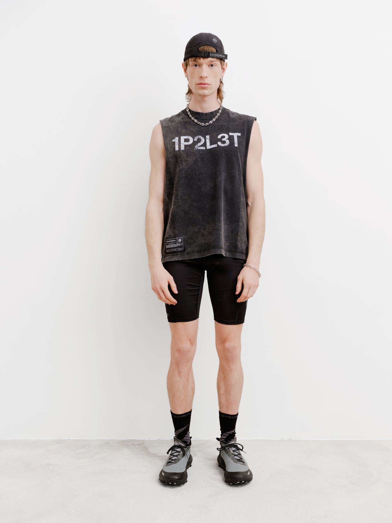 OGC ONE PLANET WASHED TANK TOP