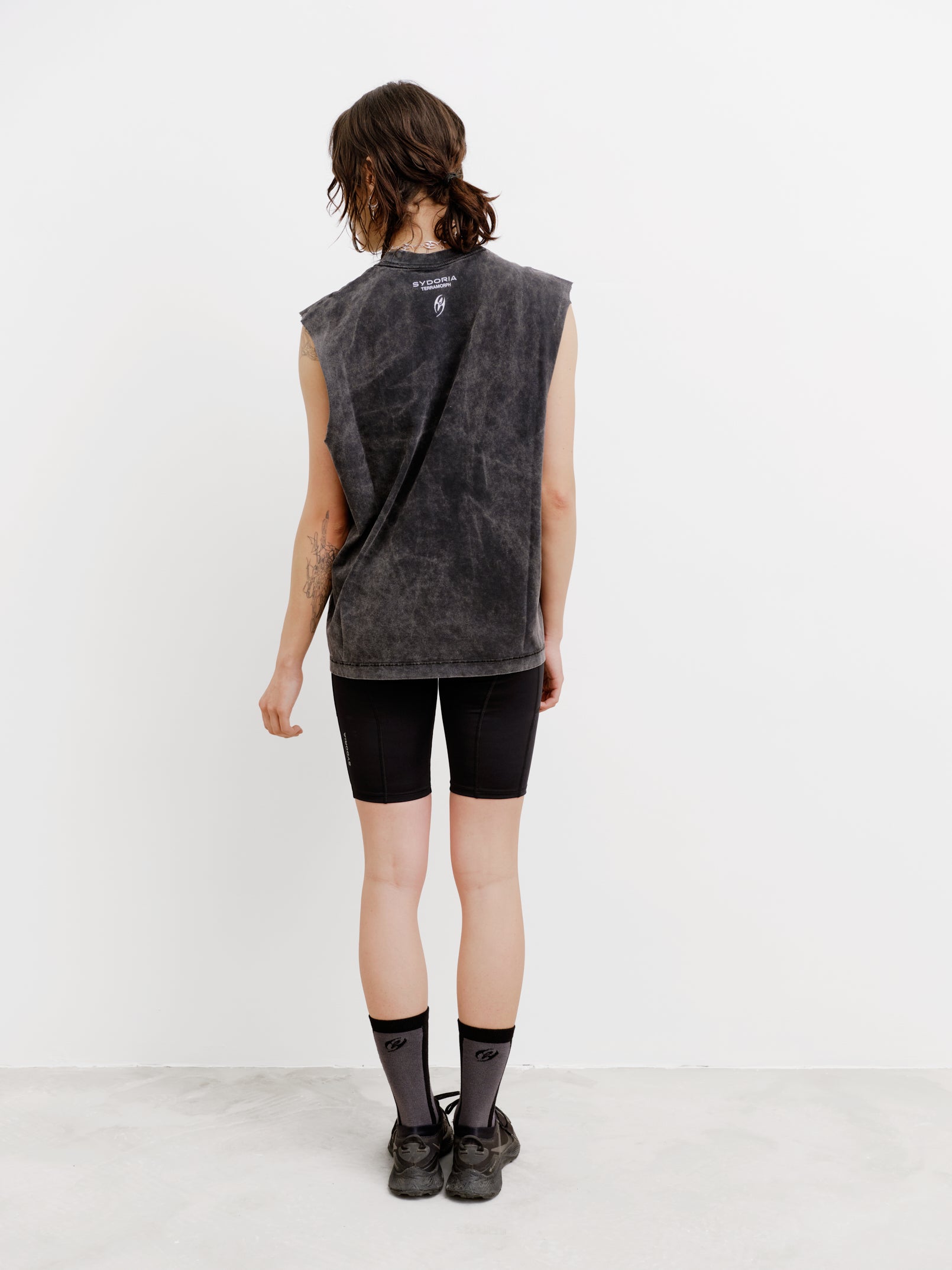 OGC ONE PLANET WASHED TANK TOP