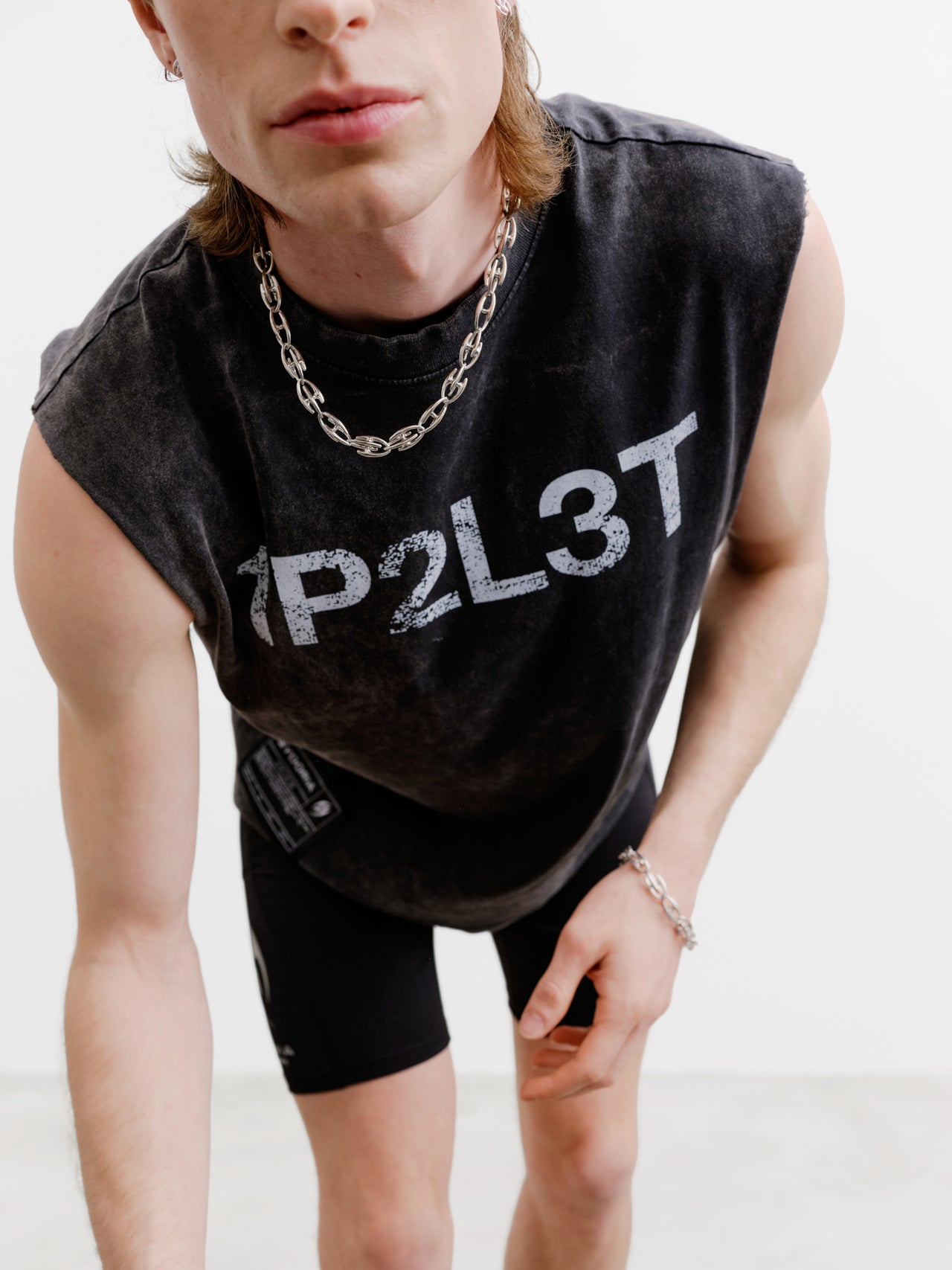OGC ONE PLANET WASHED TANK TOP